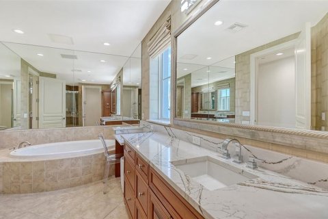 Copropriété à vendre à Sarasota, Floride: 4 chambres, 305.65 m2 № 1357867 - photo 25