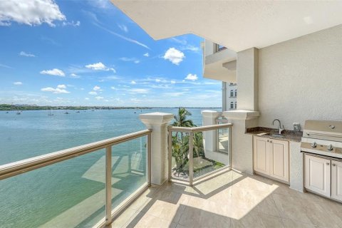 Copropriété à vendre à Sarasota, Floride: 4 chambres, 305.65 m2 № 1357867 - photo 11