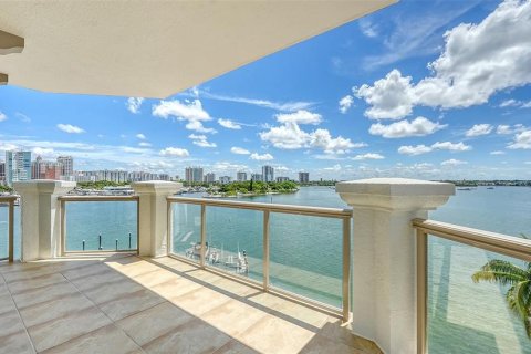 Copropriété à vendre à Sarasota, Floride: 4 chambres, 305.65 m2 № 1357867 - photo 24