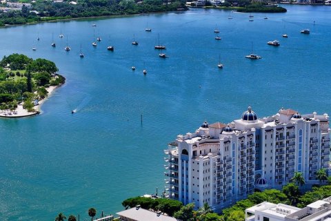 Condominio en venta en Sarasota, Florida, 4 dormitorios, 305.65 m2 № 1357867 - foto 1