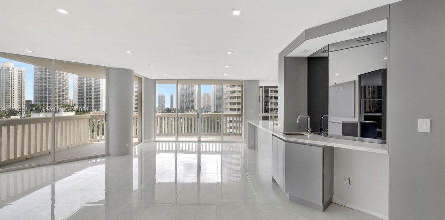 Condo in Aventura, Florida, 3 bedrooms  № 1431236