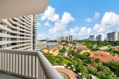 Condo in Aventura, Florida, 3 bedrooms  № 1431236 - photo 28