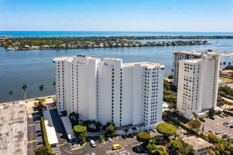 Condominio en venta en West Palm Beach, Florida, 1 dormitorio, 89.65 m2 № 619625 - foto 6