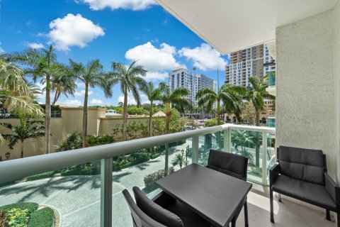 Condo in Fort Lauderdale, Florida, 2 bedrooms  № 1118032 - photo 22