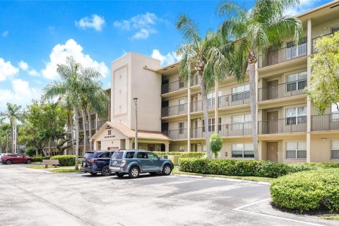 Condo in Pembroke Pines, Florida, 1 bedroom  № 1282289 - photo 2