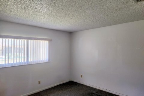 House in Ocala, Florida 2 bedrooms, 101.45 sq.m. № 997471 - photo 6