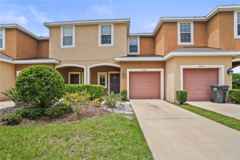 Townhouse in Riverview, Florida 3 bedrooms, 130.06 sq.m. № 1277036 - photo 1