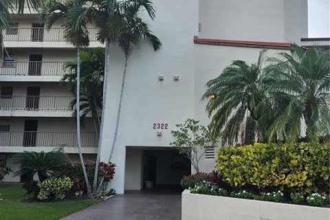 Copropriété à vendre à Pompano Beach, Floride: 2 chambres, 102.19 m2 № 883749 - photo 1