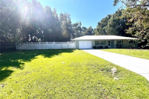 Casa en venta en Ocala, Florida, 2 dormitorios, 115.94 m2 № 1400705 - foto 2