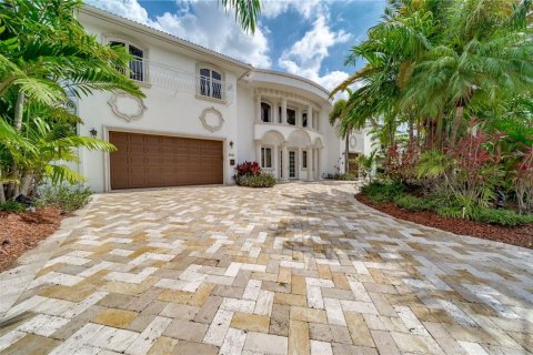 House in Fort Lauderdale, Florida 5 bedrooms, 575.53 sq.m. № 542984 - photo 17