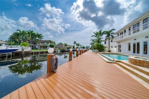 Casa en venta en Fort Lauderdale, Florida, 5 dormitorios, 575.53 m2 № 542984 - foto 29