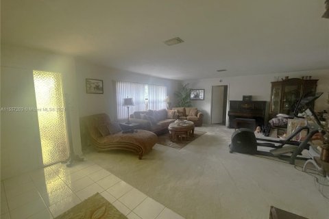 Casa en venta en Lake Placid, Florida, 4 dormitorios, 239.87 m2 № 1078708 - foto 13