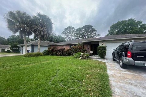 Casa en venta en Lake Placid, Florida, 4 dormitorios, 239.87 m2 № 1078708 - foto 1