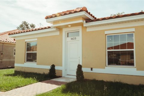 Villa ou maison à vendre à Kissimmee, Floride: 2 chambres, 98.01 m2 № 1109646 - photo 6
