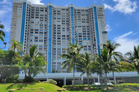 Condominio en venta en Key Biscayne, Florida, 2 dormitorios, 96.8 m2 № 1403070 - foto 26