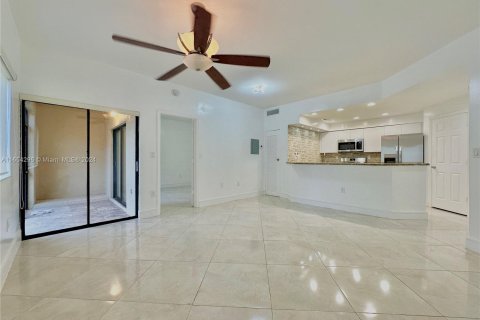 Copropriété à louer à Fort Lauderdale, Floride: 2 chambres, 79.71 m2 № 1348897 - photo 7