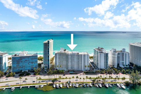 Copropriété à vendre à Miami Beach, Floride: 2 chambres, 87.14 m2 № 1014116 - photo 30