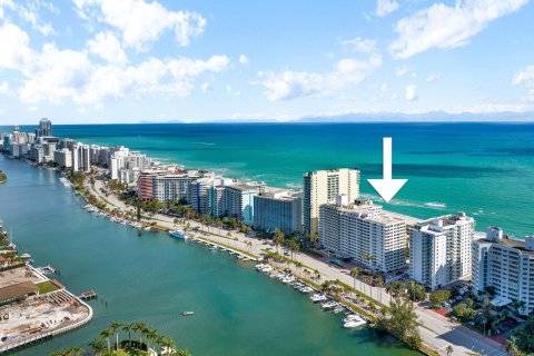Copropriété à vendre à Miami Beach, Floride: 2 chambres, 87.14 m2 № 1014116 - photo 29