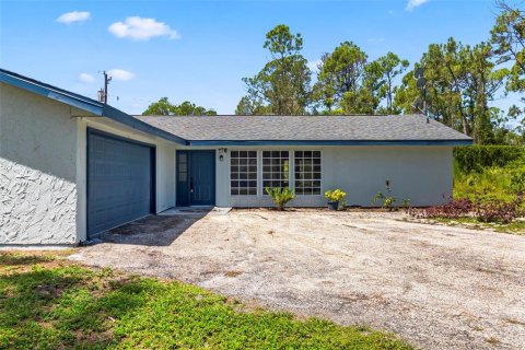 Villa ou maison à vendre à North Port, Floride: 3 chambres, 149.76 m2 № 1283401 - photo 2