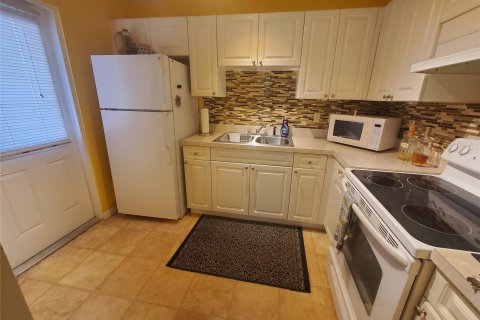 Condo in Plantation, Florida, 1 bedroom  № 1231391 - photo 5