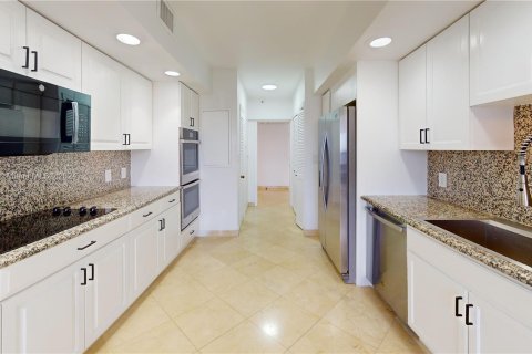 Copropriété à vendre à Miami, Floride: 2 chambres, 205.78 m2 № 1395085 - photo 11