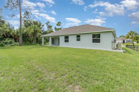 Villa ou maison à vendre à North Port, Floride: 3 chambres, 167.97 m2 № 1382753 - photo 28