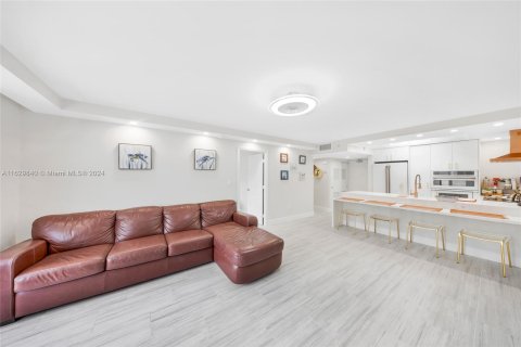 Copropriété à vendre à Miami Beach, Floride: 1 chambre, 59.92 m2 № 1290631 - photo 17