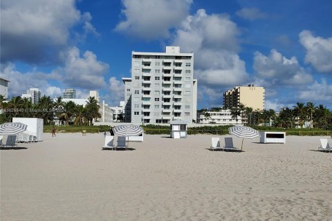 Copropriété à vendre à Miami Beach, Floride: 1 chambre, 59.92 m2 № 1290631 - photo 5