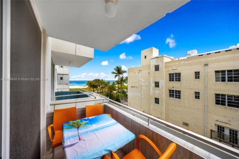 Condominio en venta en Miami Beach, Florida, 1 dormitorio, 59.92 m2 № 1290631 - foto 20