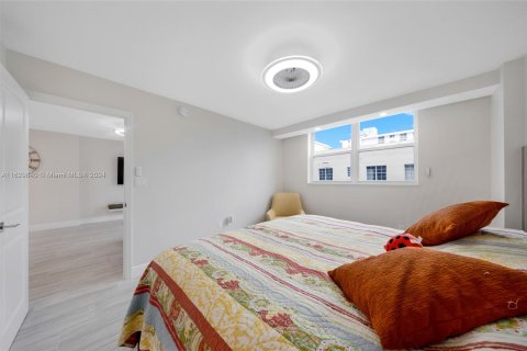 Condominio en venta en Miami Beach, Florida, 1 dormitorio, 59.92 m2 № 1290631 - foto 13