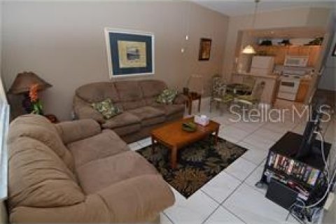 Townhouse in Kissimmee, Florida 3 bedrooms, 120.4 sq.m. № 431877 - photo 4