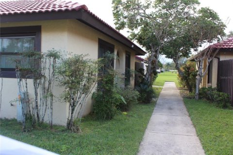 Townhouse in Kissimmee, Florida 2 bedrooms, 96.43 sq.m. № 863931 - photo 10