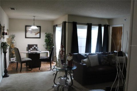Townhouse in Kissimmee, Florida 2 bedrooms, 96.43 sq.m. № 863931 - photo 19