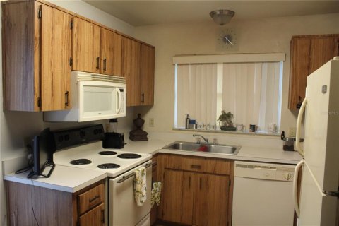 Townhouse in Kissimmee, Florida 2 bedrooms, 96.43 sq.m. № 863931 - photo 12