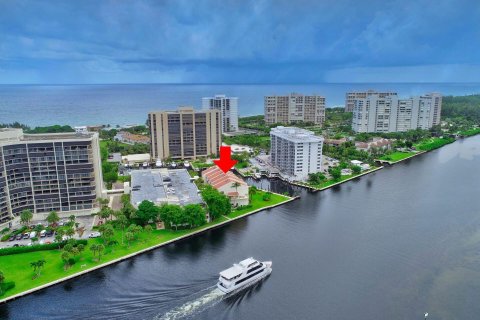 Adosado en venta en Highland Beach, Florida, 3 dormitorios, 176.42 m2 № 690196 - foto 24