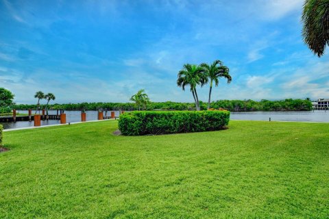 Adosado en venta en Highland Beach, Florida, 3 dormitorios, 176.42 m2 № 690196 - foto 20