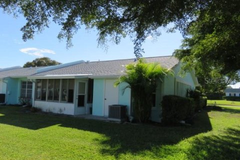 Copropriété à louer à Bradenton, Floride: 2 chambres, 118.17 m2 № 231548 - photo 4