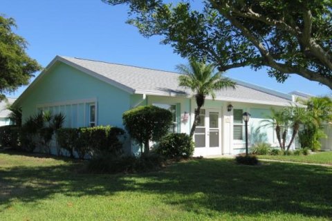 Copropriété à louer à Bradenton, Floride: 2 chambres, 118.17 m2 № 231548 - photo 2