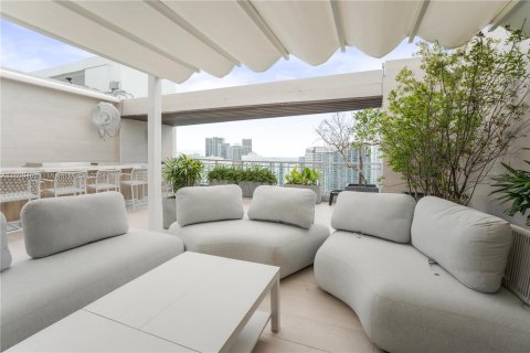 Copropriété à vendre à Miami, Floride: 2 chambres, 167.32 m2 № 1232078 - photo 25