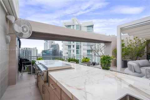 Condo in Miami, Florida, 2 bedrooms  № 1232078 - photo 23