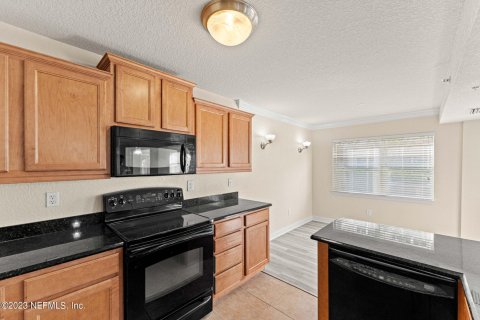 Condominio en alquiler en Jacksonville Beach, Florida, 3 dormitorios, 130.71 m2 № 869633 - foto 18