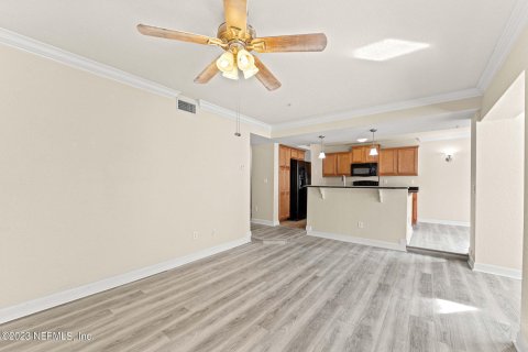 Condo in Jacksonville Beach, Florida, 3 bedrooms  № 869633 - photo 17