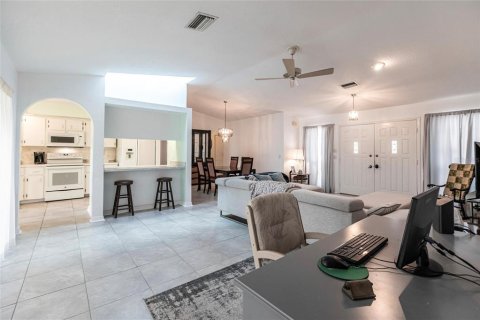 Villa ou maison à vendre à Punta Gorda, Floride: 3 chambres, 172.98 m2 № 1251095 - photo 8