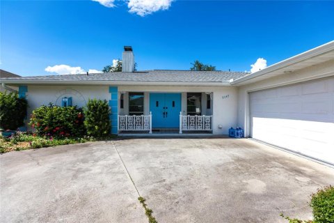 Villa ou maison à vendre à Punta Gorda, Floride: 3 chambres, 172.98 m2 № 1251095 - photo 2