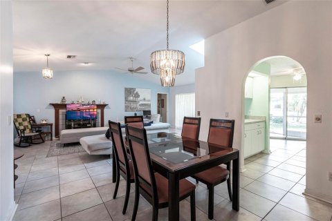 Villa ou maison à vendre à Punta Gorda, Floride: 3 chambres, 172.98 m2 № 1251095 - photo 19