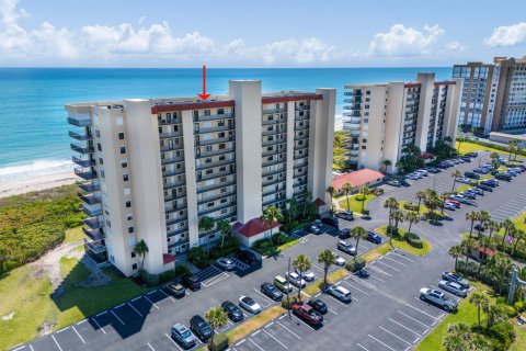 Condo in Hutchinson Island South, Florida, 2 bedrooms  № 1151650 - photo 25