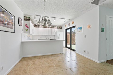 Touwnhouse à vendre à Stuart, Floride: 2 chambres, 119.66 m2 № 1151604 - photo 10