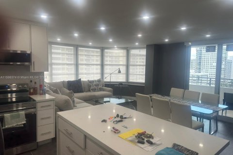 Condominio en venta en Miami Beach, Florida, 1 dormitorio, 84.73 m2 № 1207134 - foto 28