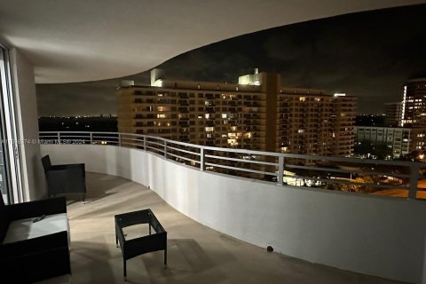 Condominio en venta en Miami Beach, Florida, 1 dormitorio, 84.73 m2 № 1207134 - foto 18