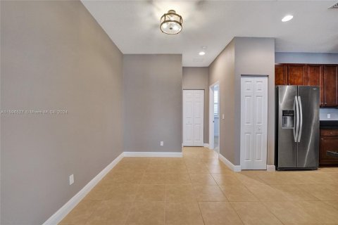 Touwnhouse à vendre à Miramar, Floride: 3 chambres, 178.28 m2 № 1207245 - photo 29